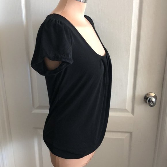 Six Degrees of Separation Black Top Blouse Pleated front Sz.M - Picture 4 of 8